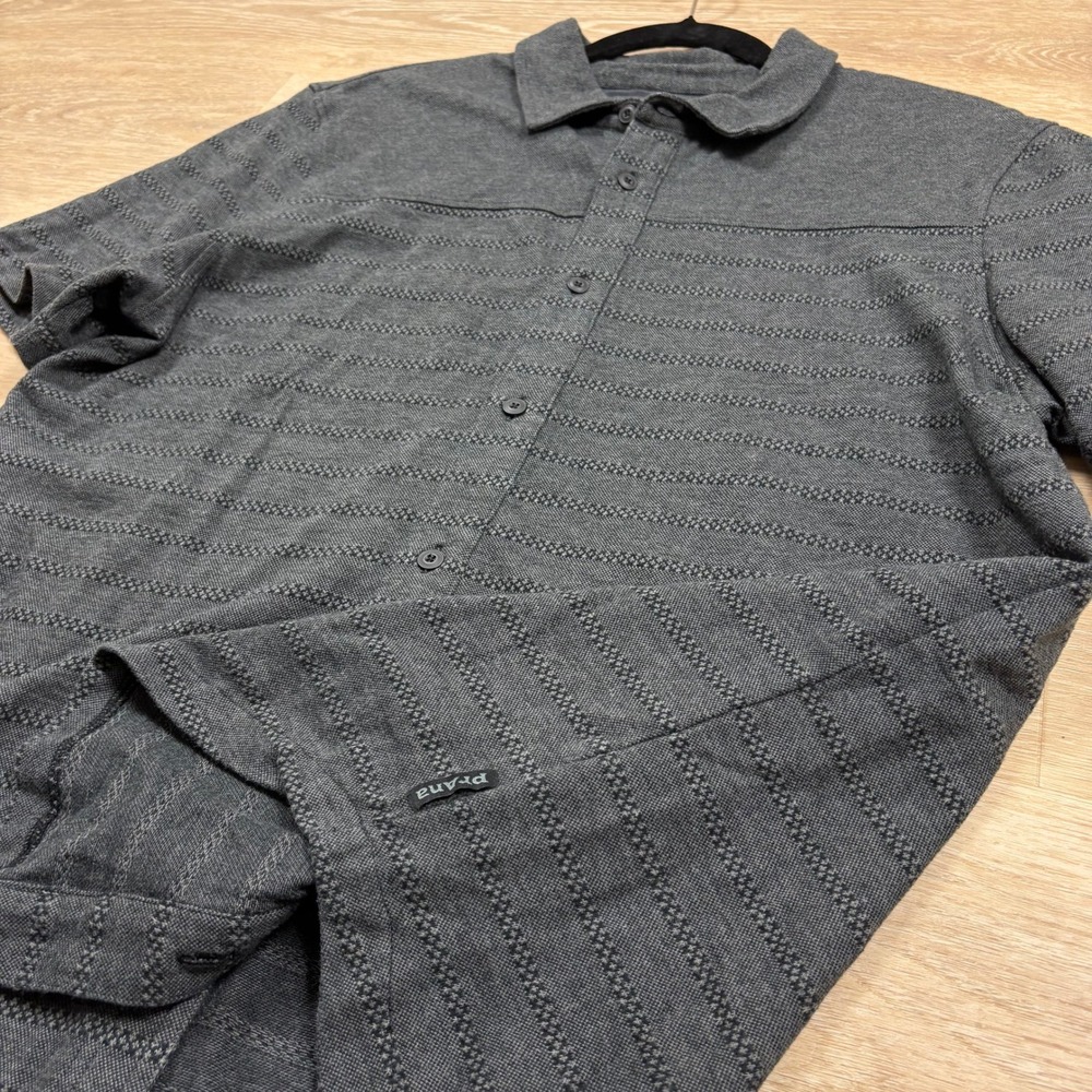 PrAna Textured Stripe Short Sleeve Button Down Shirt Men's Large Color Charcol - Picture 3 of 7